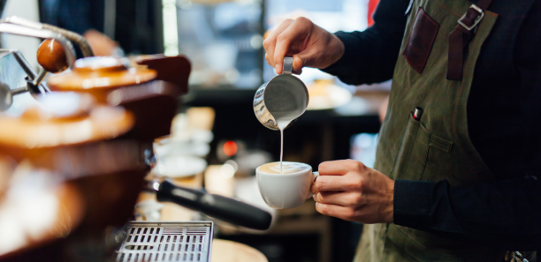 barista_coffee_making_thumb